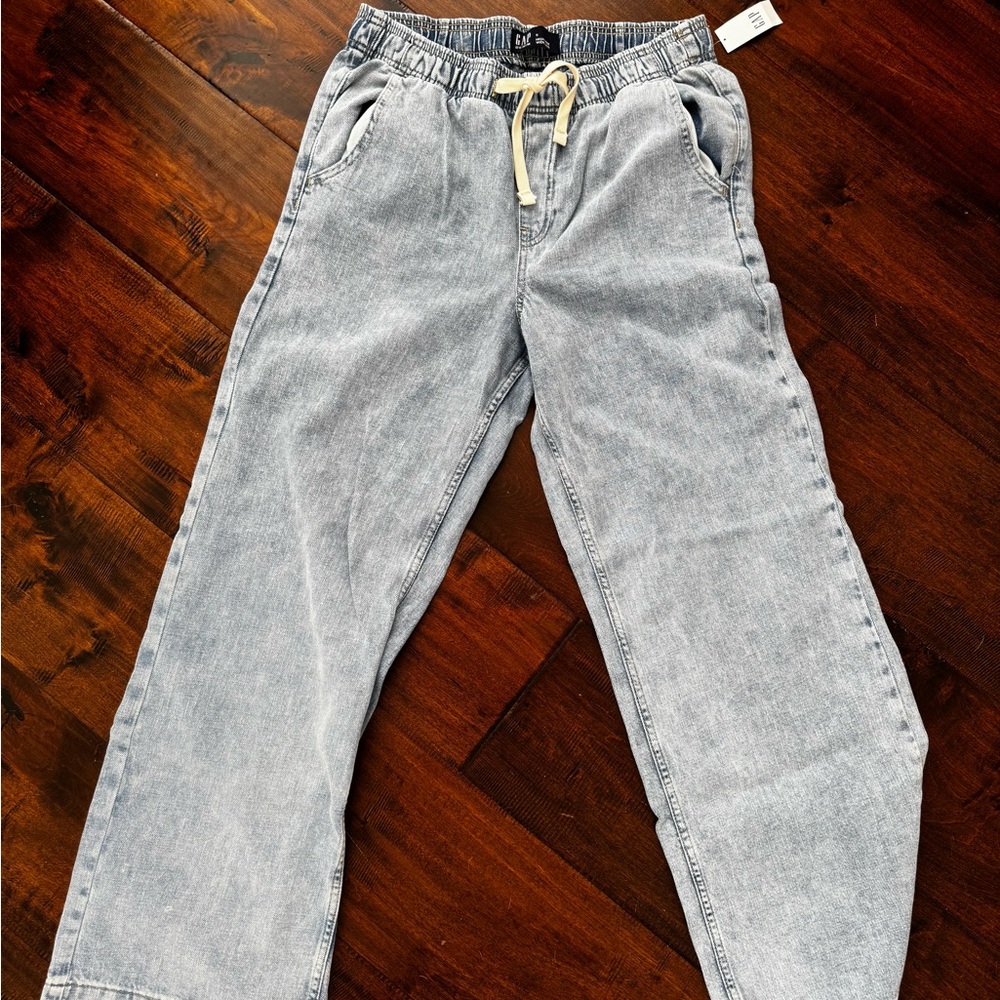 SOLD-GAP Pull On Wide Leg Jeans